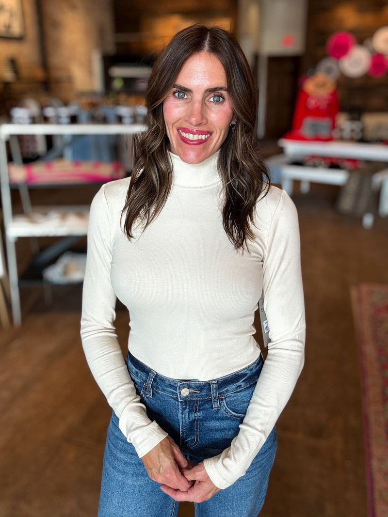 Millie Micro Ribbed Mockneck in Natural
