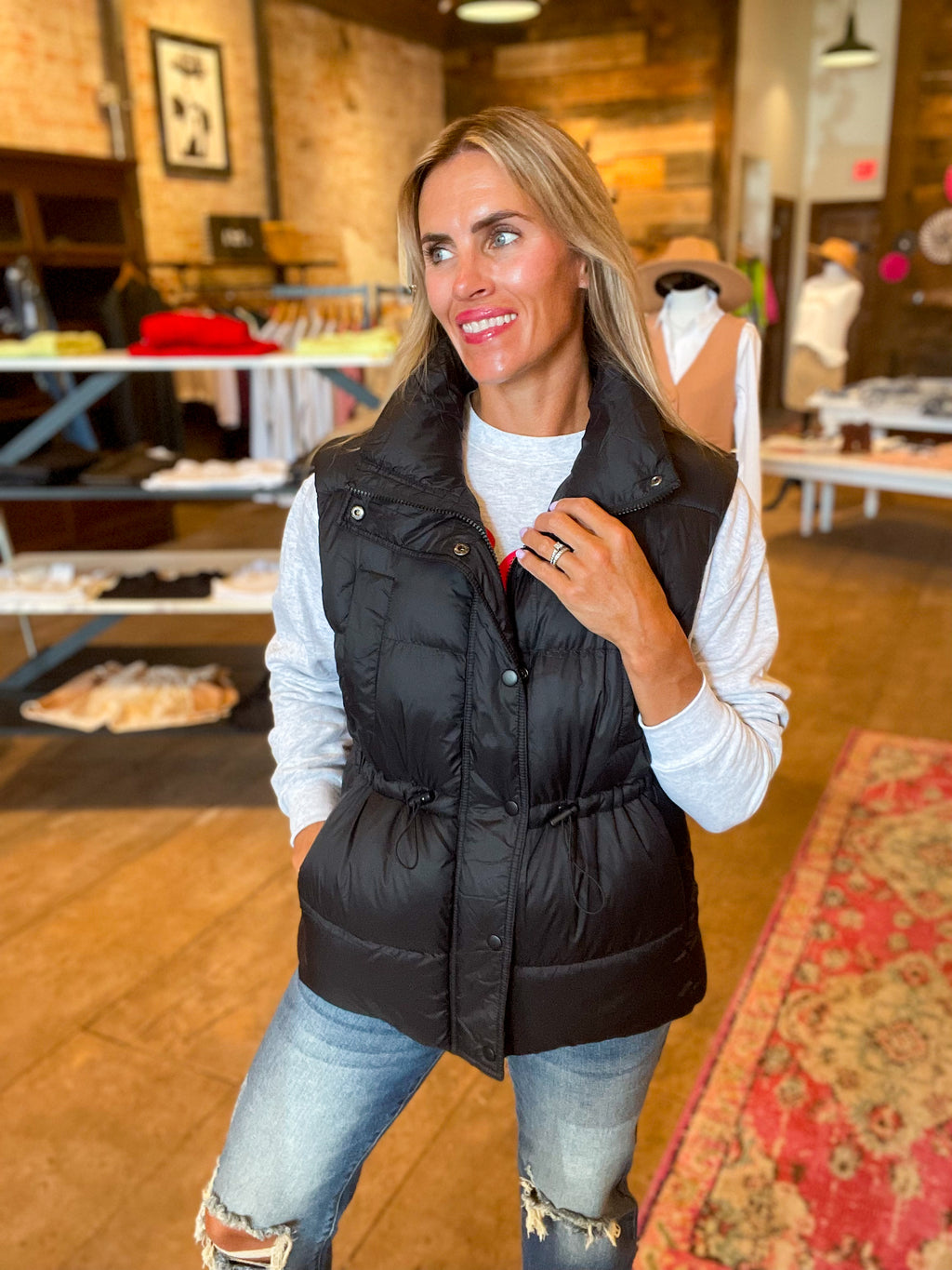 Hannah Cinch Waist Puff Vest in Black