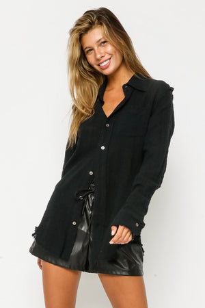 Feelin' It Frayed Gauze Shirt in Black