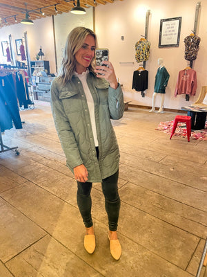 Cassie Quilted Puffer Jacket in Olive